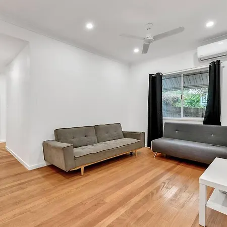 Spacious Three-Bedroom Home Ipswich Exterior photo