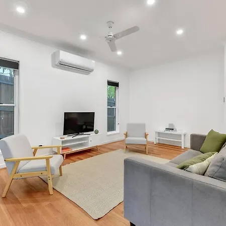 Spacious Three-Bedroom Home Ipswich Exterior photo