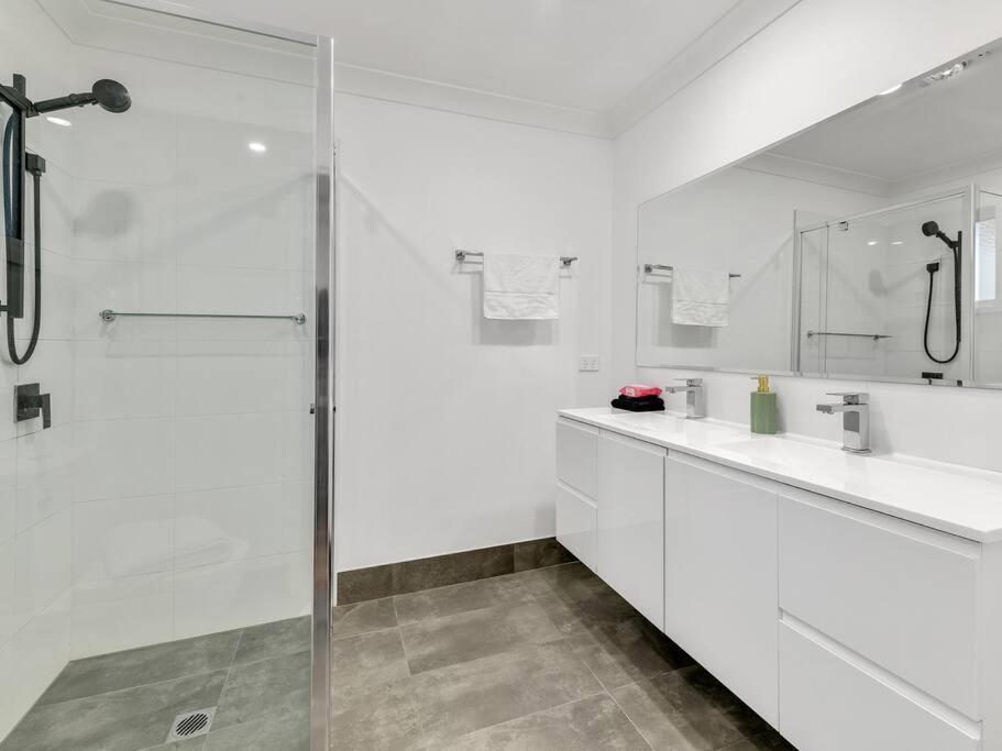 Spacious Three-bedroom Holiday home