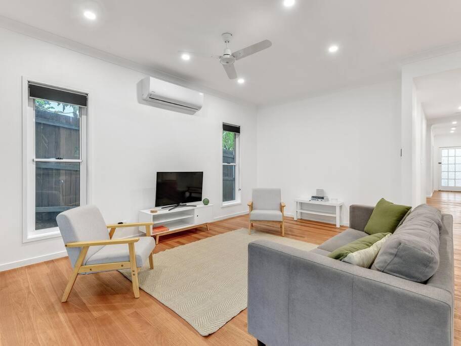 Spacious Three-bedroom